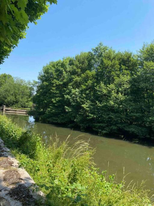 ChâteaurouxLes Rives De L'Indre. Parking Gratuit. Lit 160Cmアパートメント エクステリア 写真
